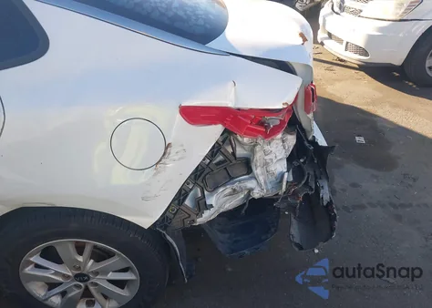 2017 Kia Optima Lx z USA, uszkodzony, nr VIN 5XXGT4L35HG143488